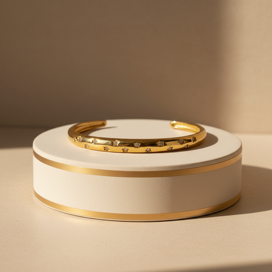 Star Detail Bangle