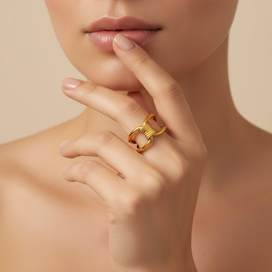 Elena Knot Ring