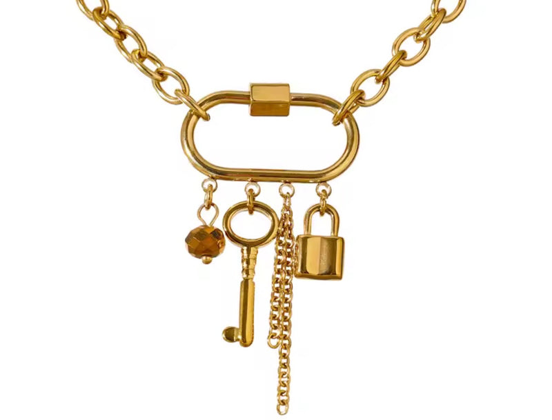The Amara Lock Necklace