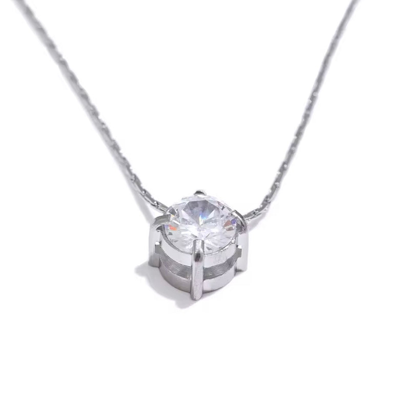 Round Solitaire Zircon Necklace (Gold or Silver)